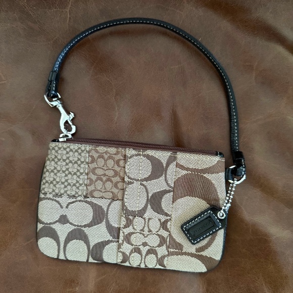 Classic Coach Wristlet/Wallet - Brown/Tan, Black Leather Trim - Picture 1 of 4